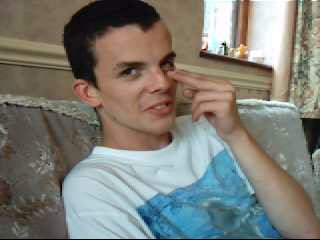Dude likes to use his finger LOL LOL LOL